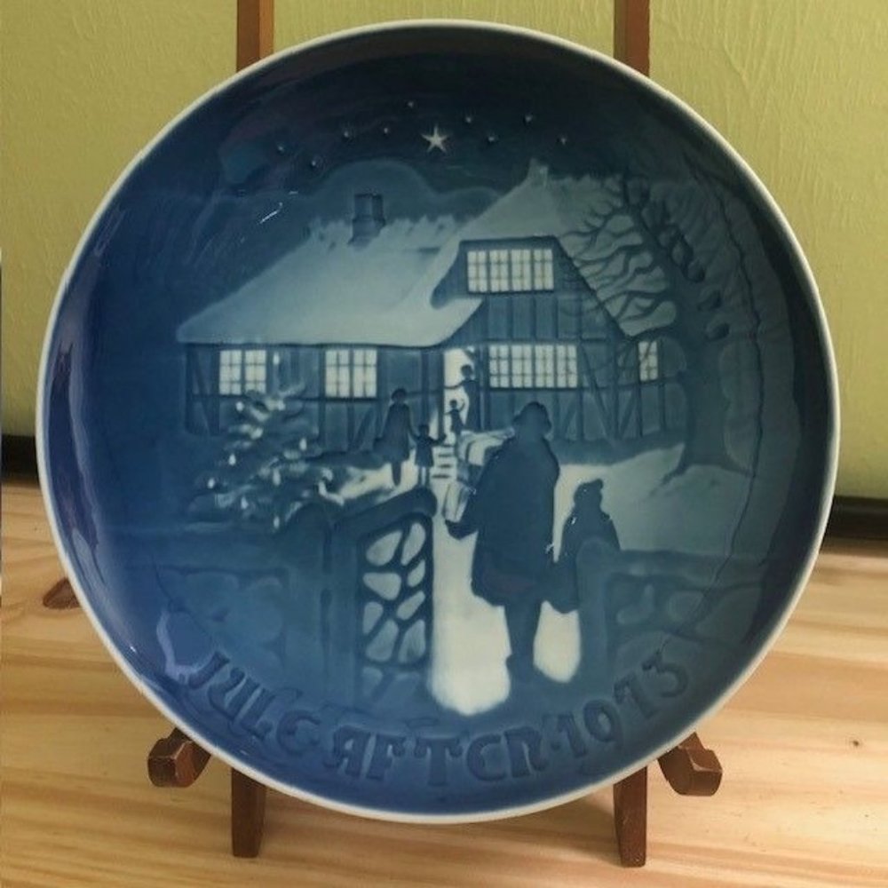 Vintage 1973 Country Christmas Plate Royal Copenhagen‎ Porcelain B&G Jule